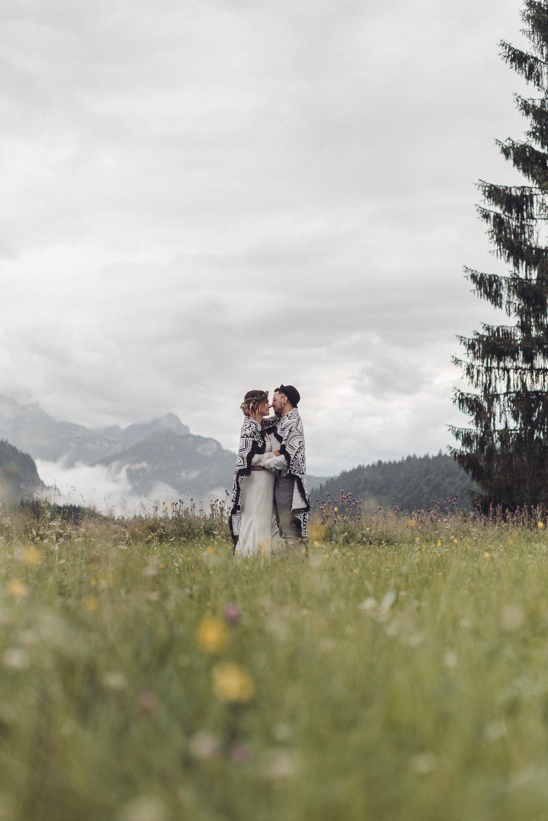 Alpine Boho-Hochzeit bei München