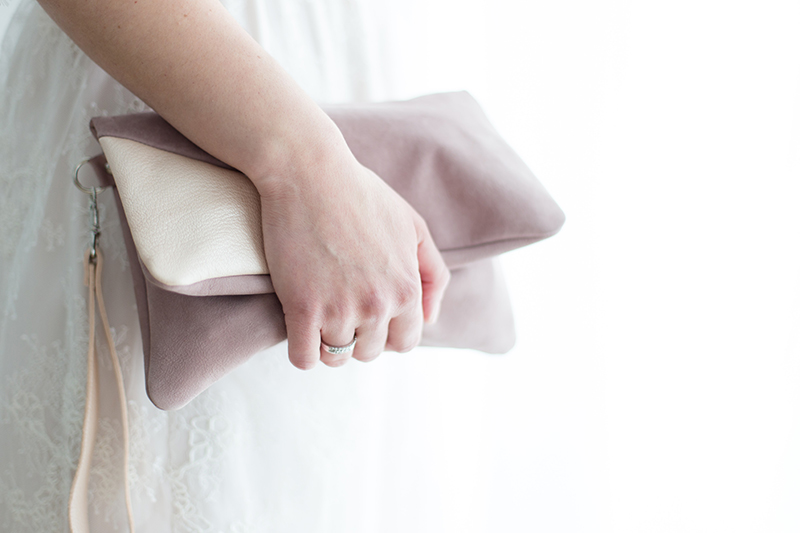 Braut-Tasche aus Leder von Franziska Klee in Malve
